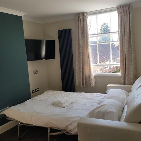 Limes Apartments Haywards Heath Dış mekan fotoğraf